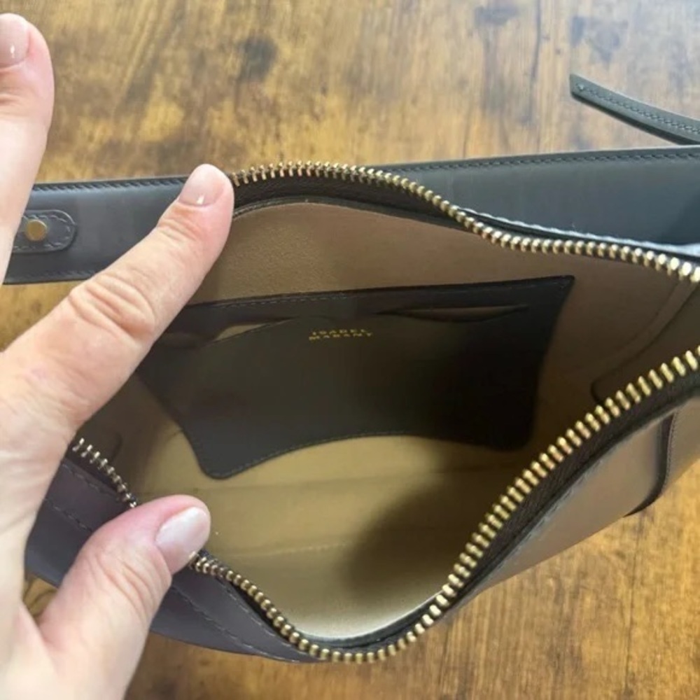 Isabel Marant Dark Black Leather Crescent Shoulder Bag withGold Studs - Picture 3 of 4